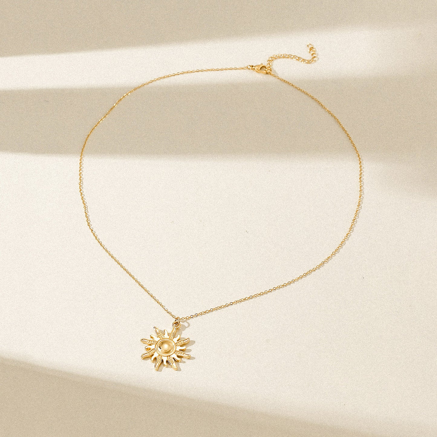 Sun Gold Pendant Necklace-NSSN953STGC