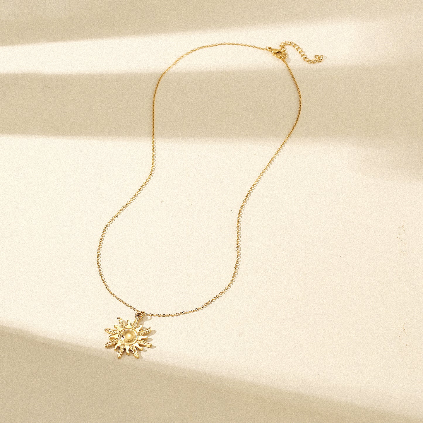Sun Gold Pendant Necklace-NSSN953STGC