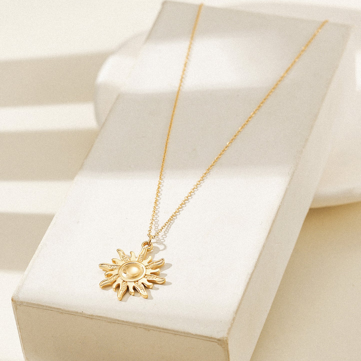 Sun Gold Pendant Necklace-NSSN953STGC