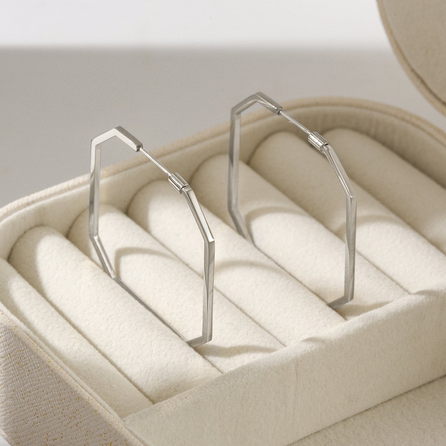 Line O-shaped earrings-SCE373STWG