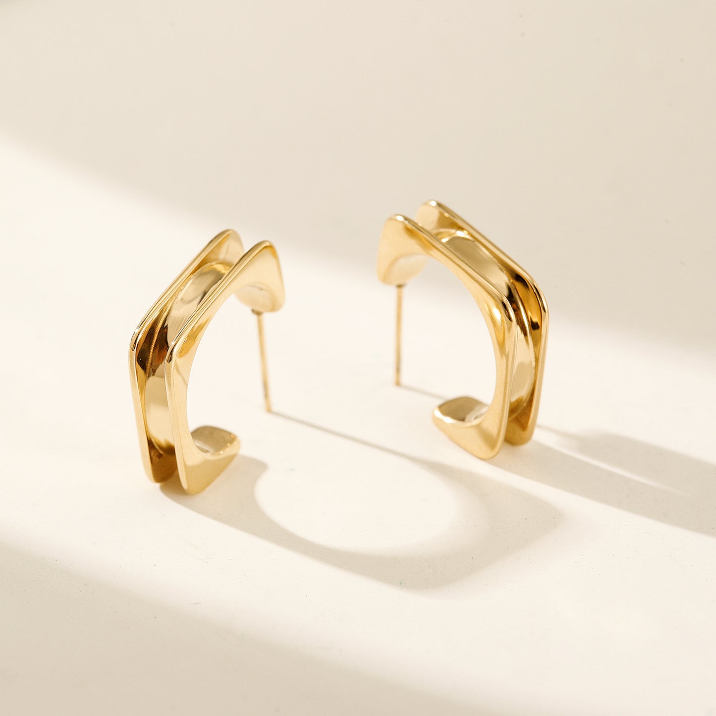 L-shaped stainless steel smooth earrings-SCE380STGC