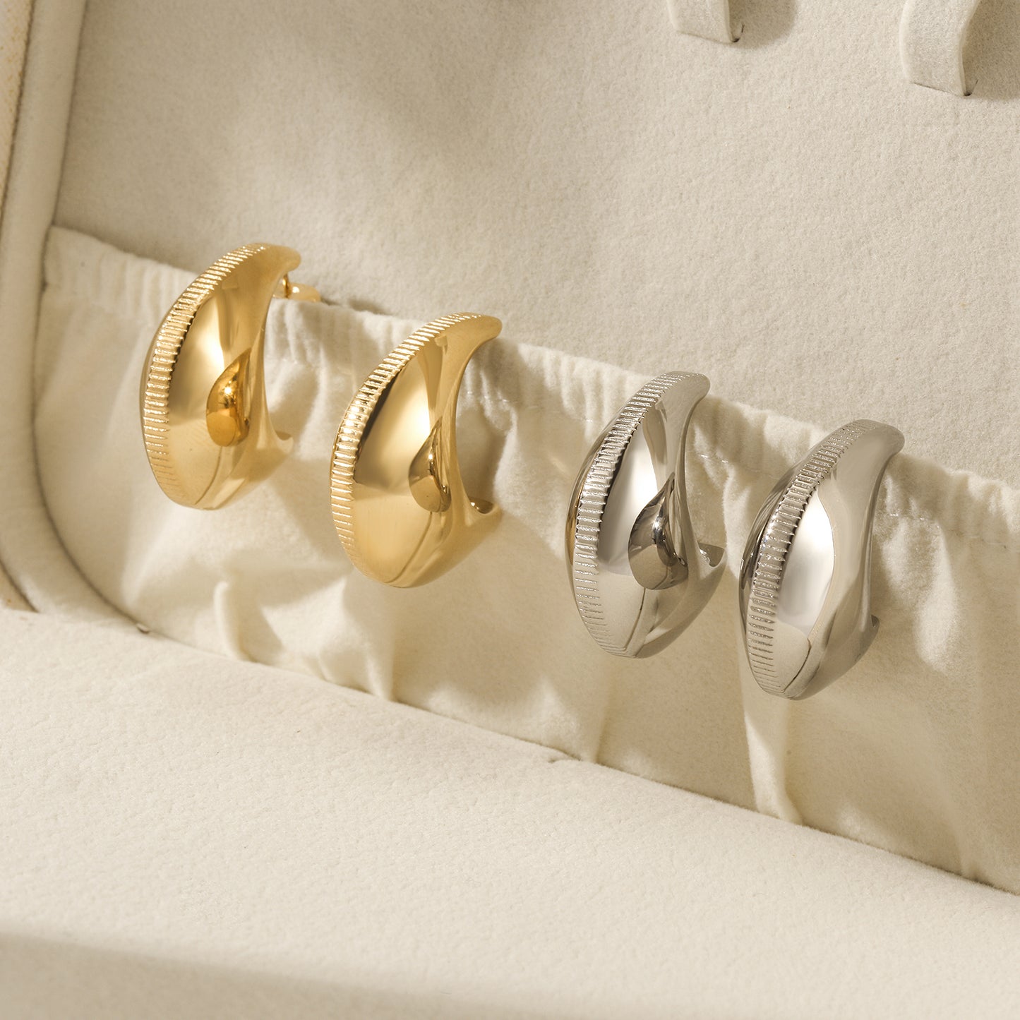 Stainless steel shell earrings-SCE387ST