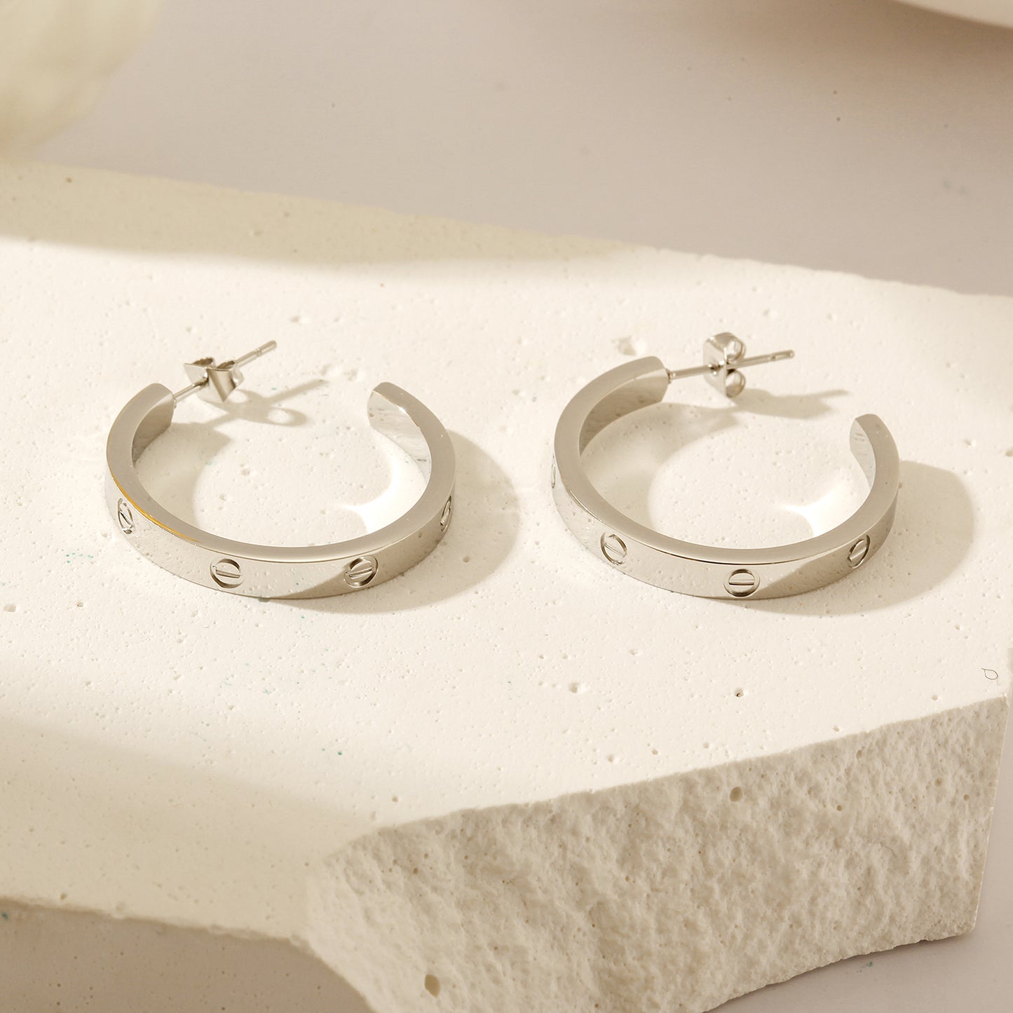 C-shaped stainless steel earrings-SCE388ST