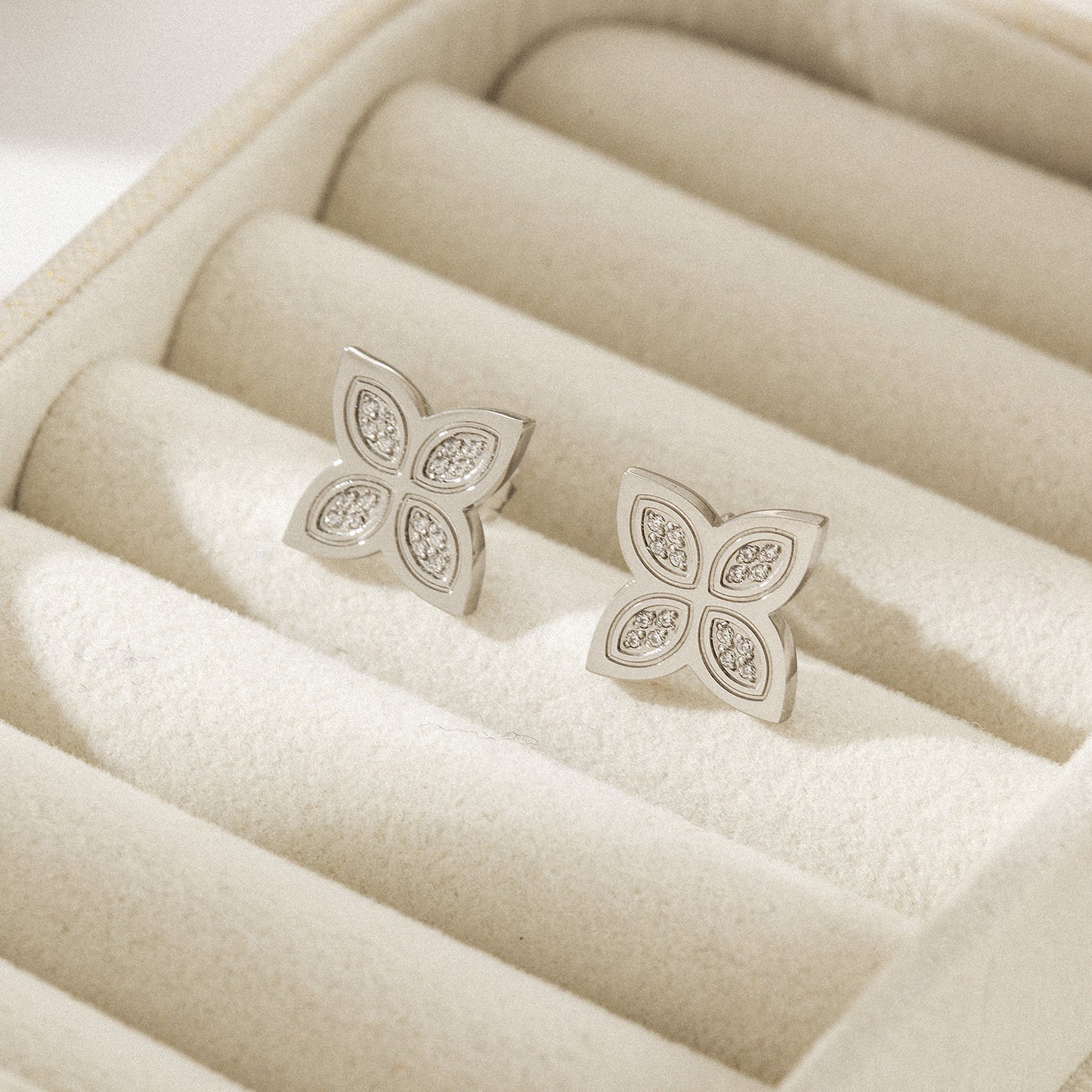 Four leaf clover zircon earrings-SCE393STWGZD