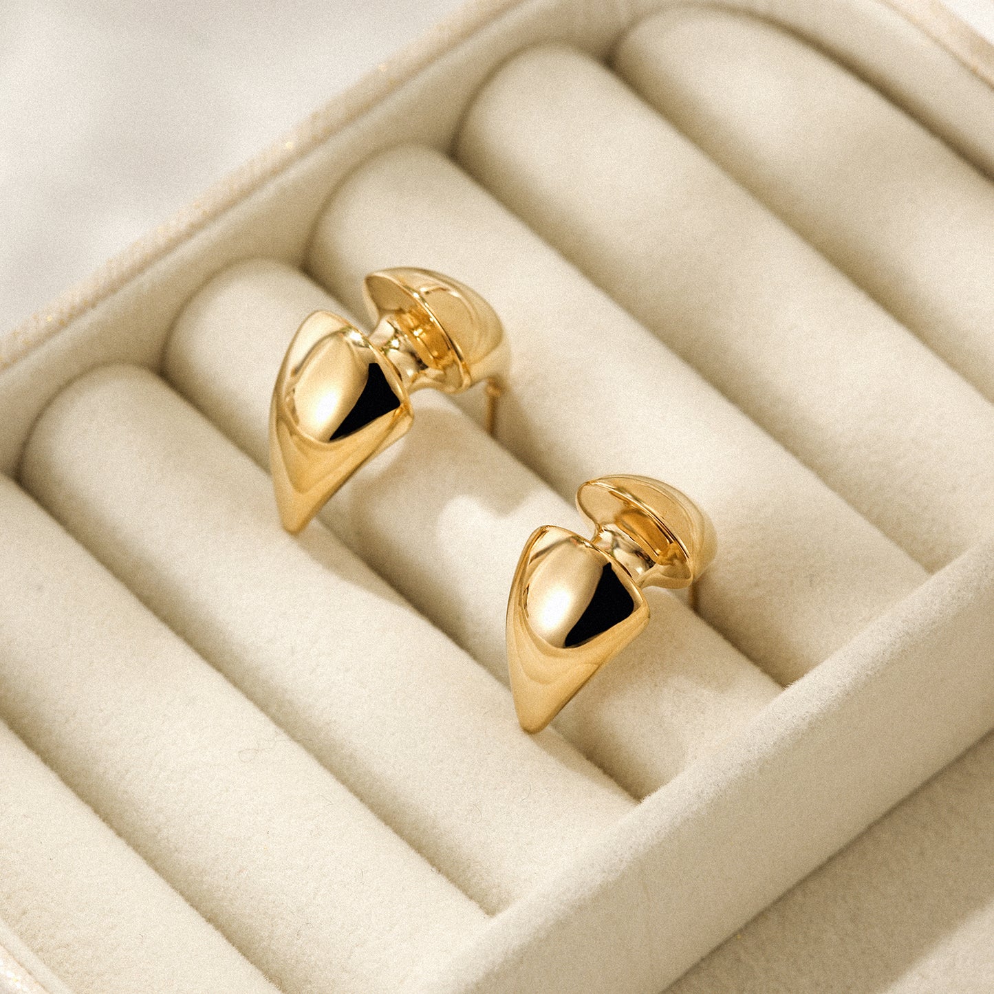 Bull horn stainless steel earrings-SCE398STGC