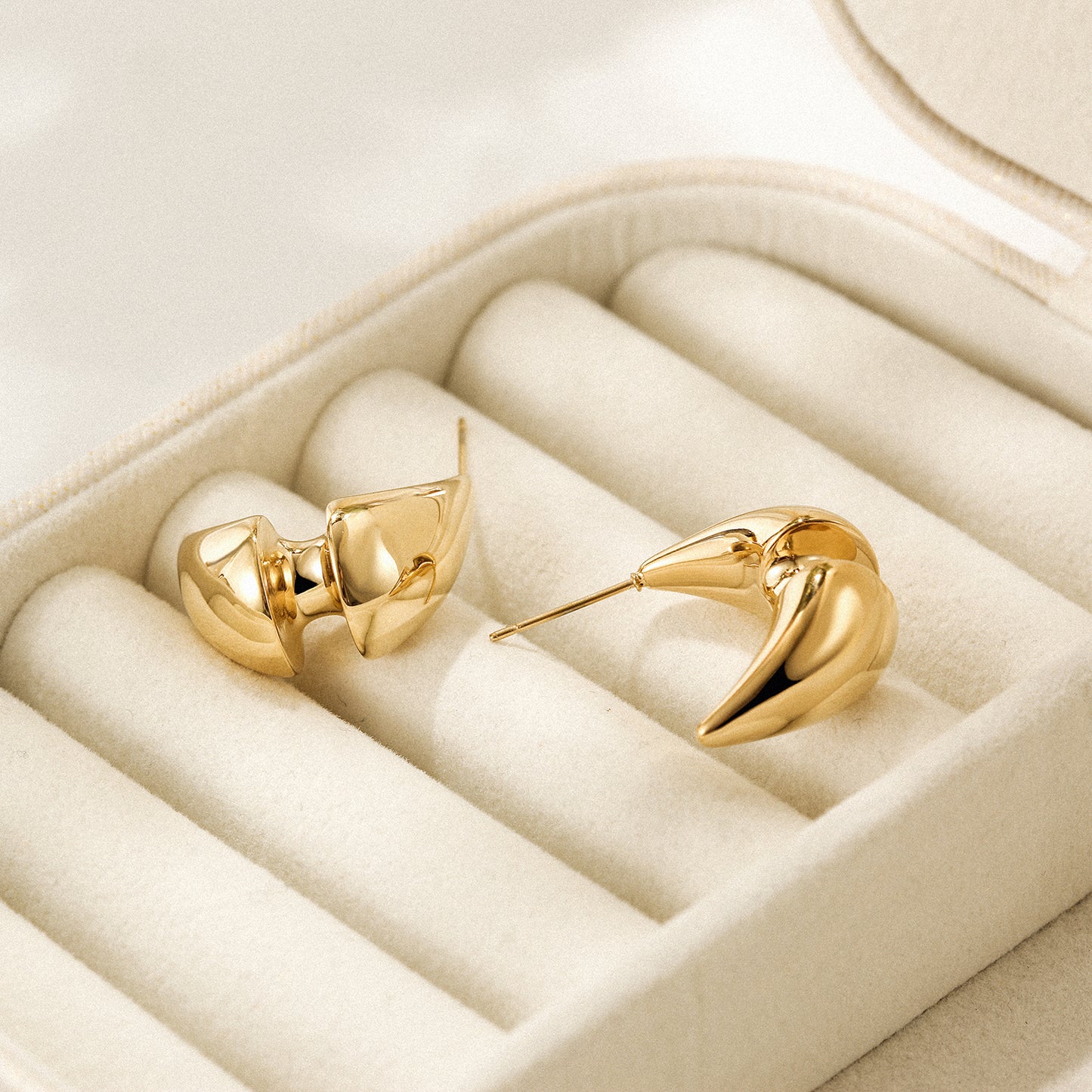 Bull horn stainless steel earrings-SCE398STGC