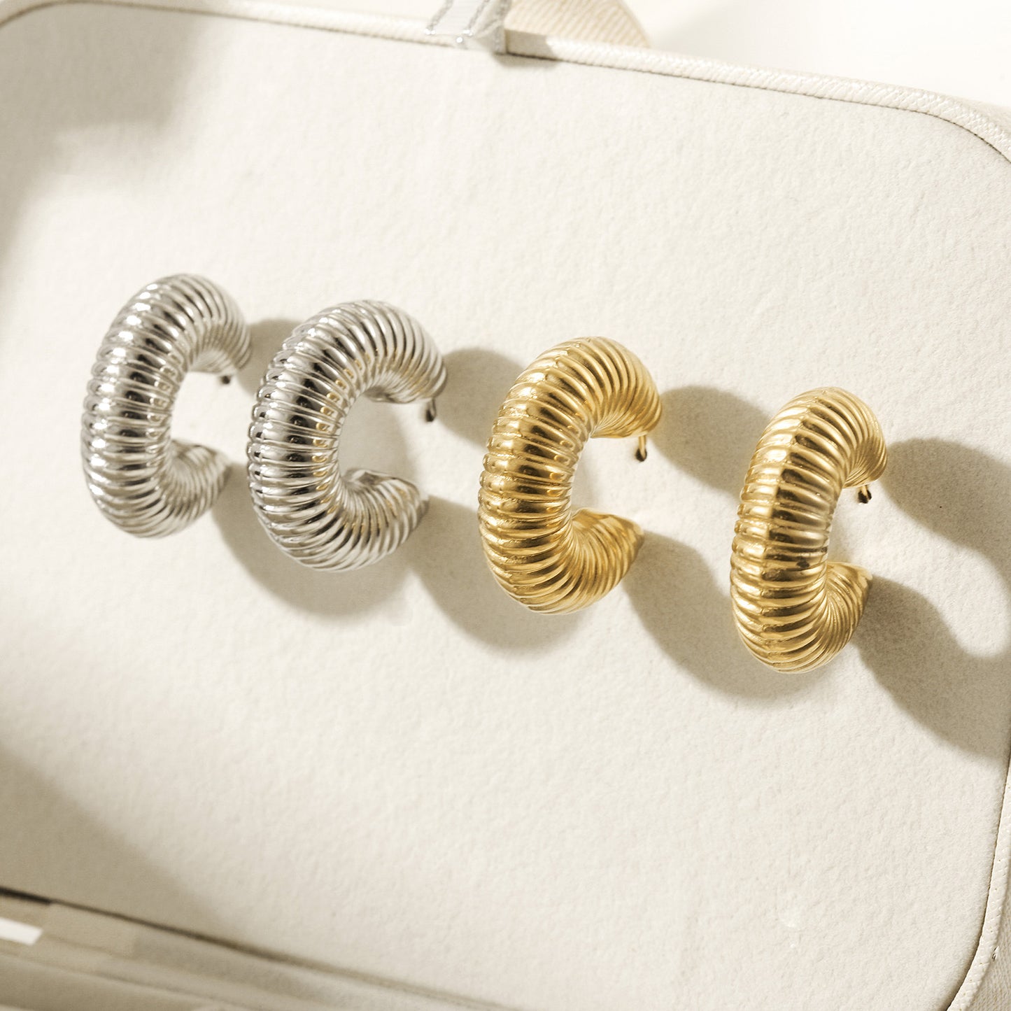 Cable exaggerated C-shaped earrings-SCE460STWG