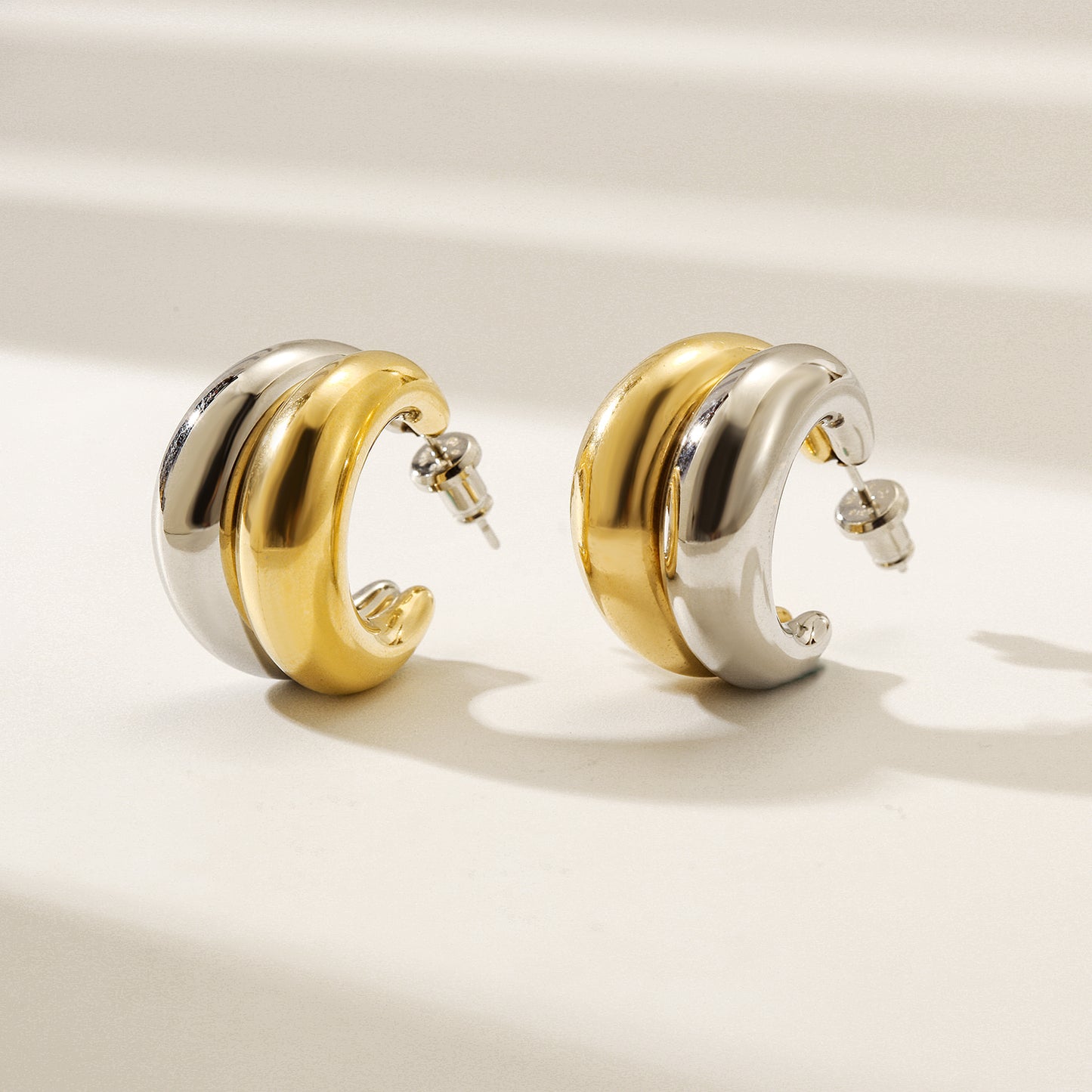 Mid color C-shaped earrings-SCE461STMC
