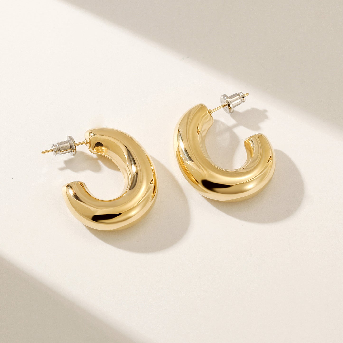 Twisted L Smooth Earrings-SCE463STMC