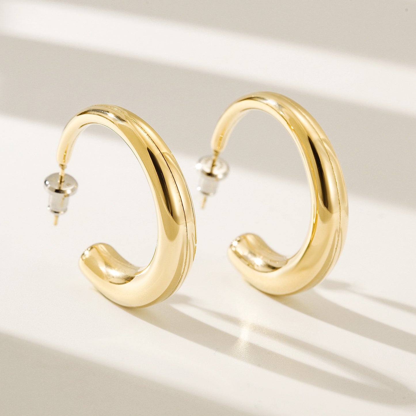 Large C stainless steel smooth earrings-SCE465STMC