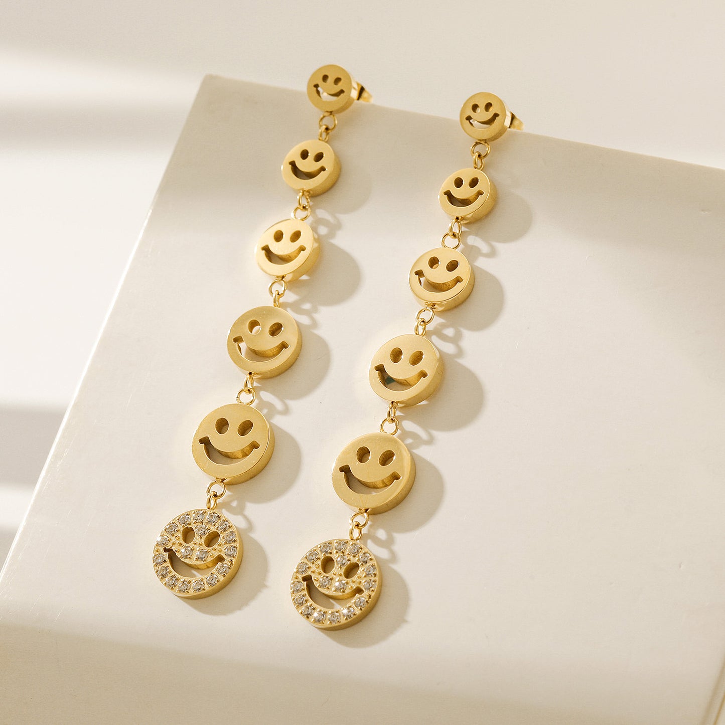 Line smiley earrings-SCE470STMC
