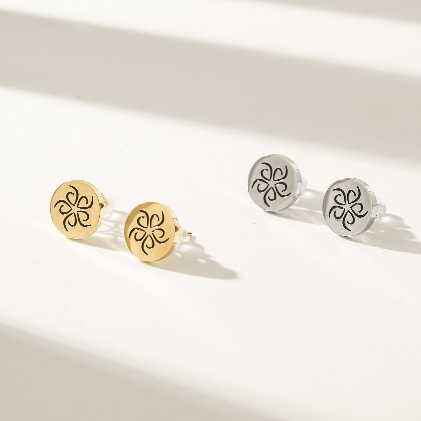 Round carved earrings-SCE474STWGBK