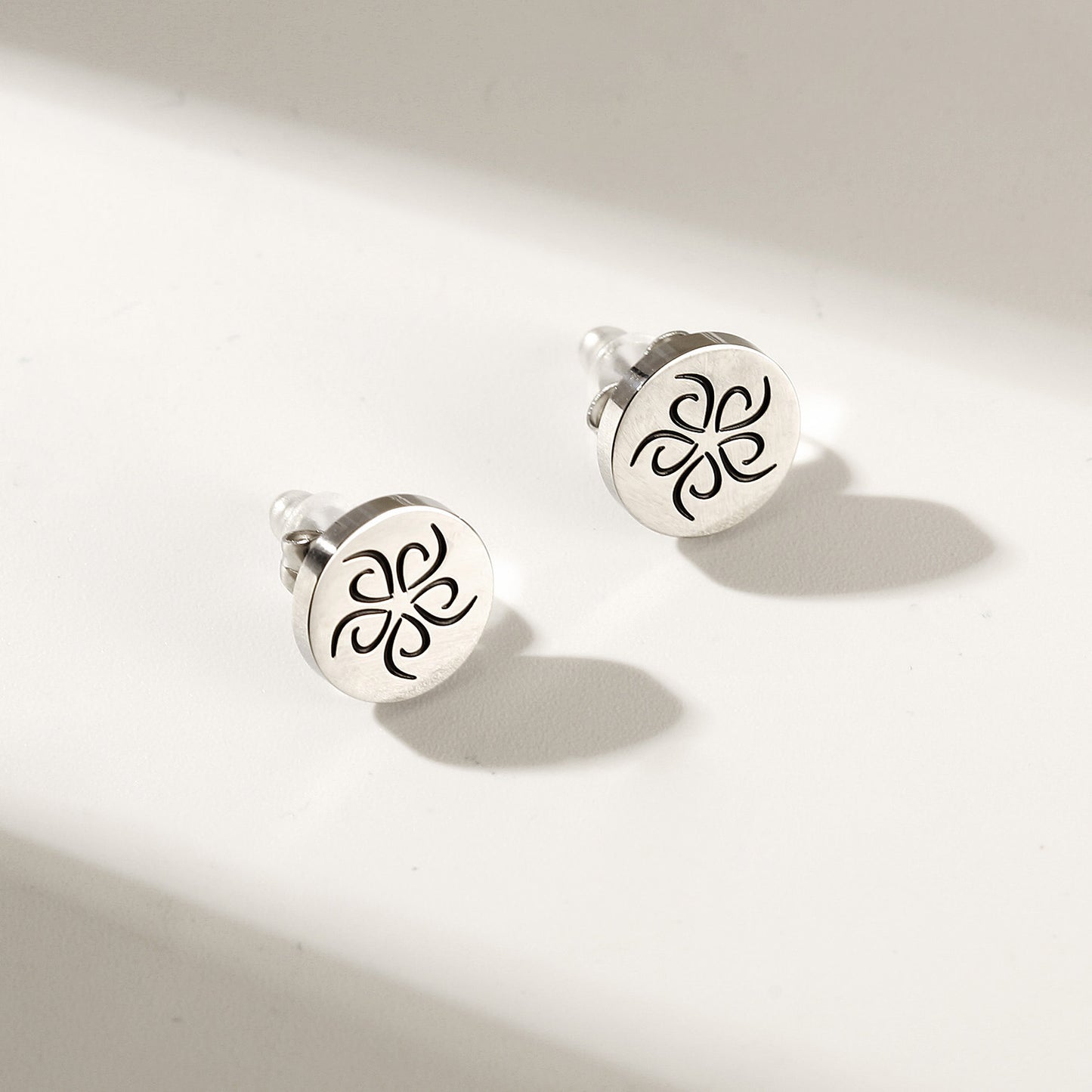 Round carved earrings-SCE474STWGBK