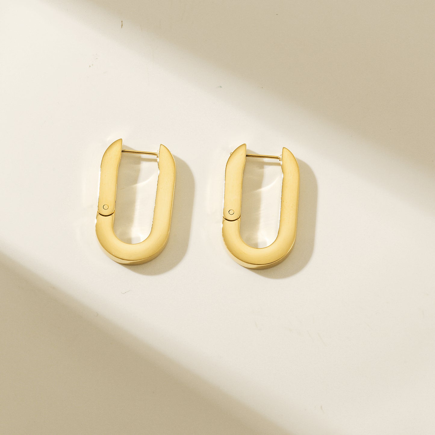 U-shaped buckle earrings-SCE477STGCM