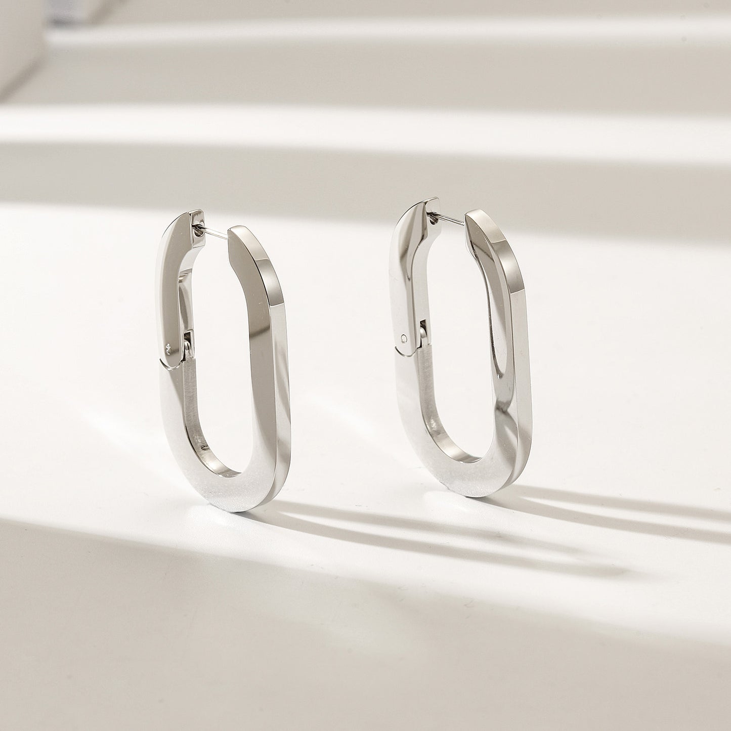 U-shaped buckle earrings-SCE477STWGL