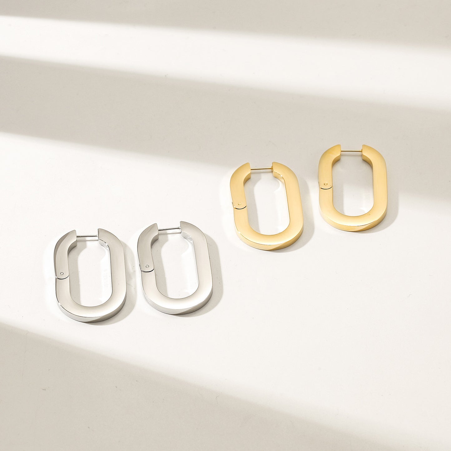 U-shaped buckle earrings-SCE477STWGL