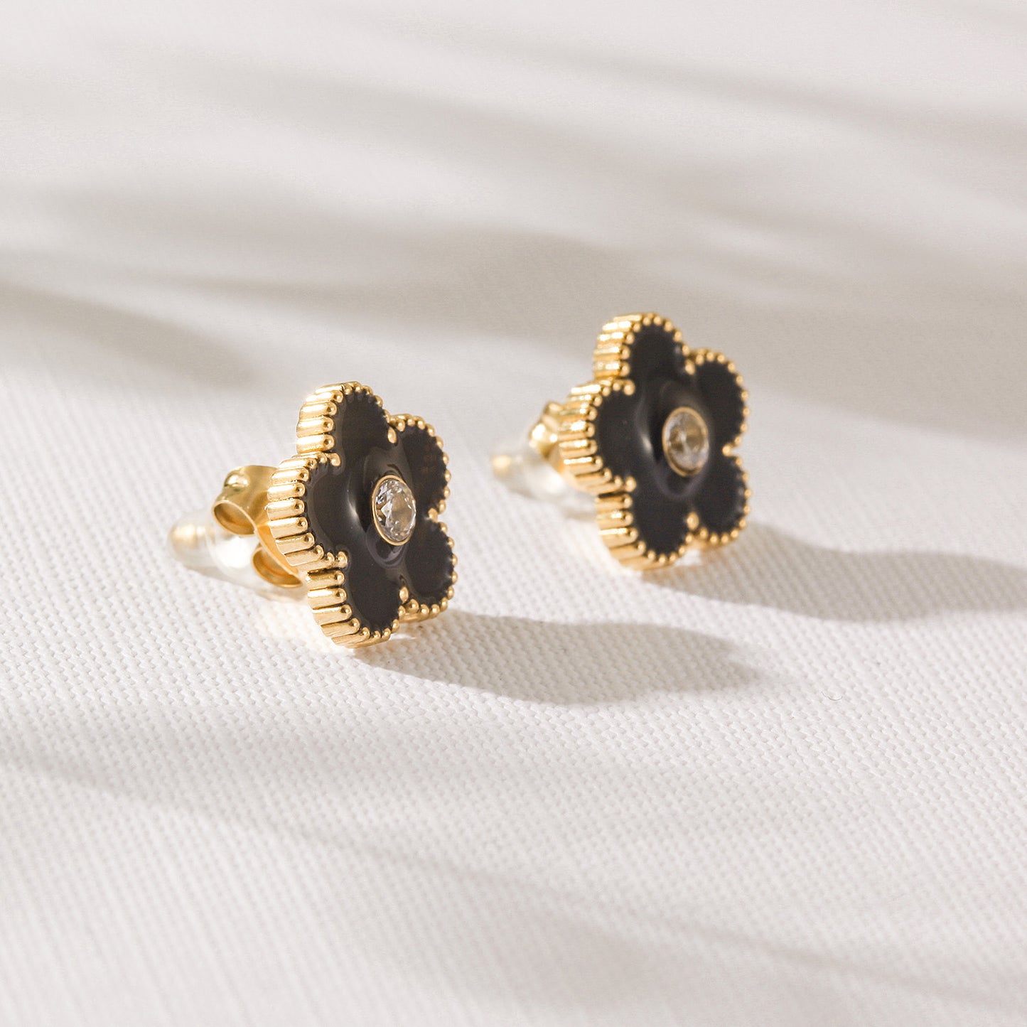 Black floral earrings-SCE478STGCBK