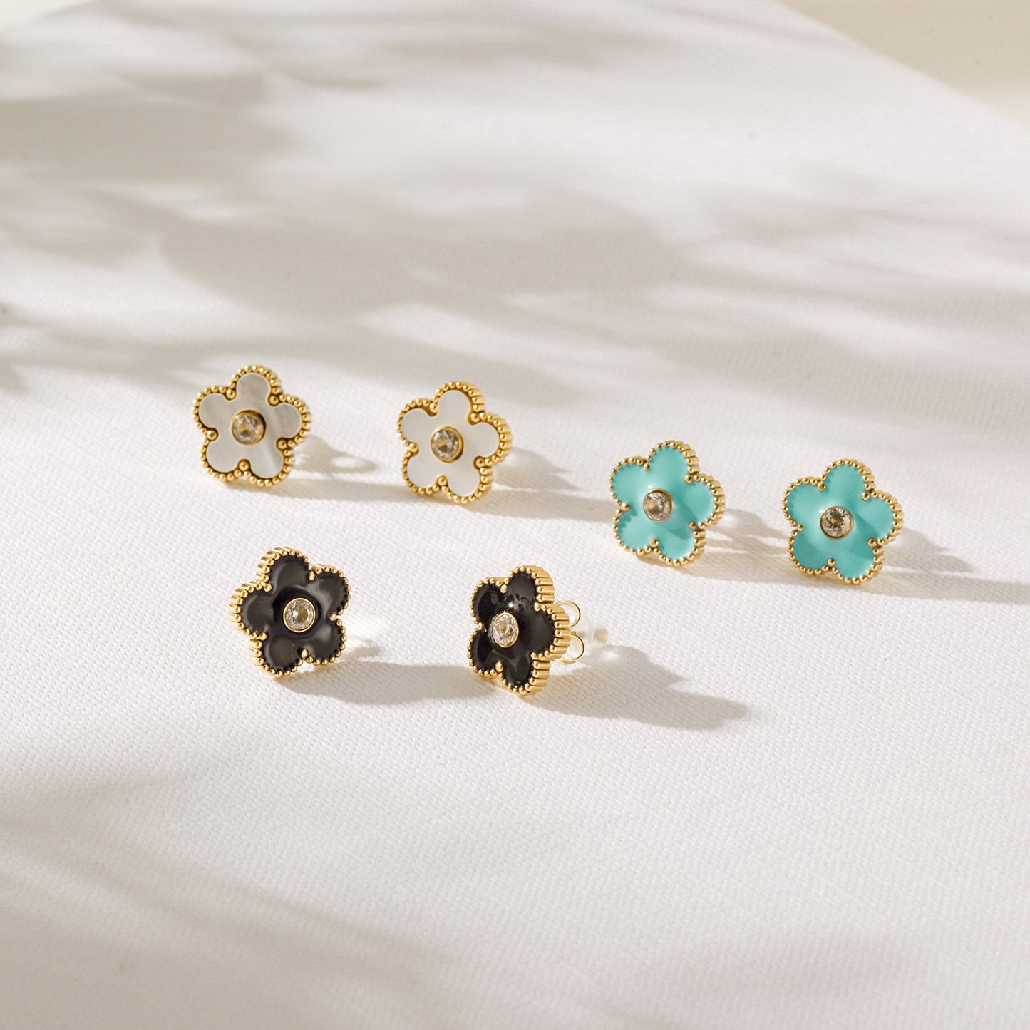 Black floral earrings-SCE478STGCBK