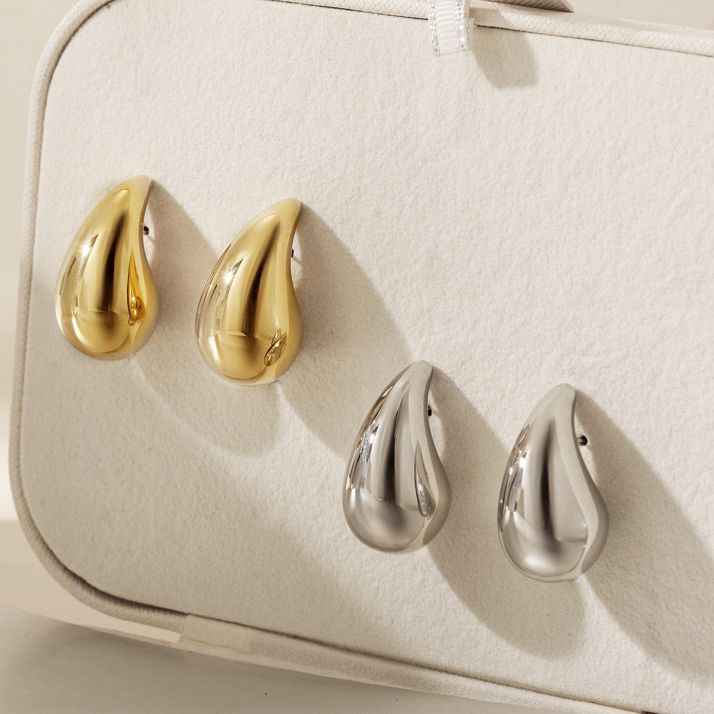 Water droplet smooth ear studs-SCE480STWGS