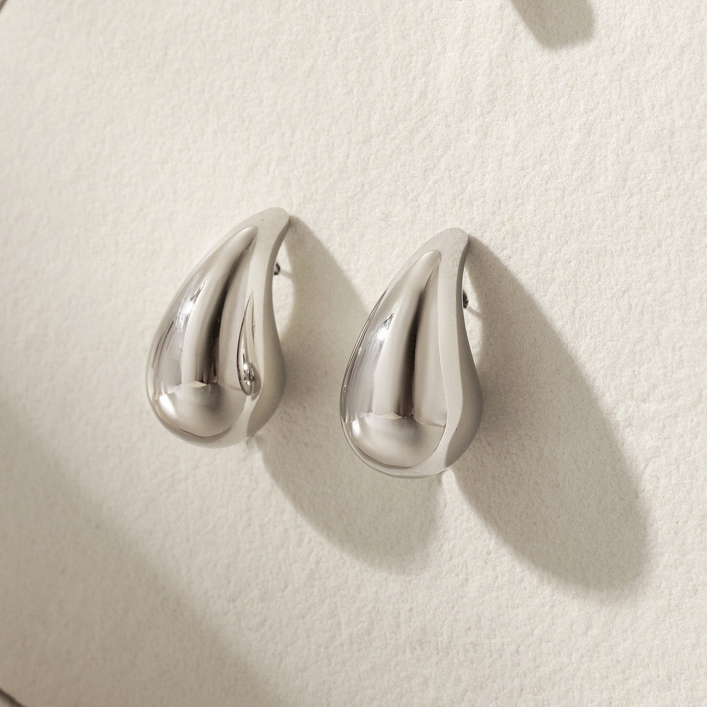 Water droplet smooth ear studs-SCE480STWGS