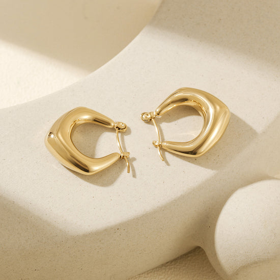 C-shaped smooth earrings-SCE483STGC