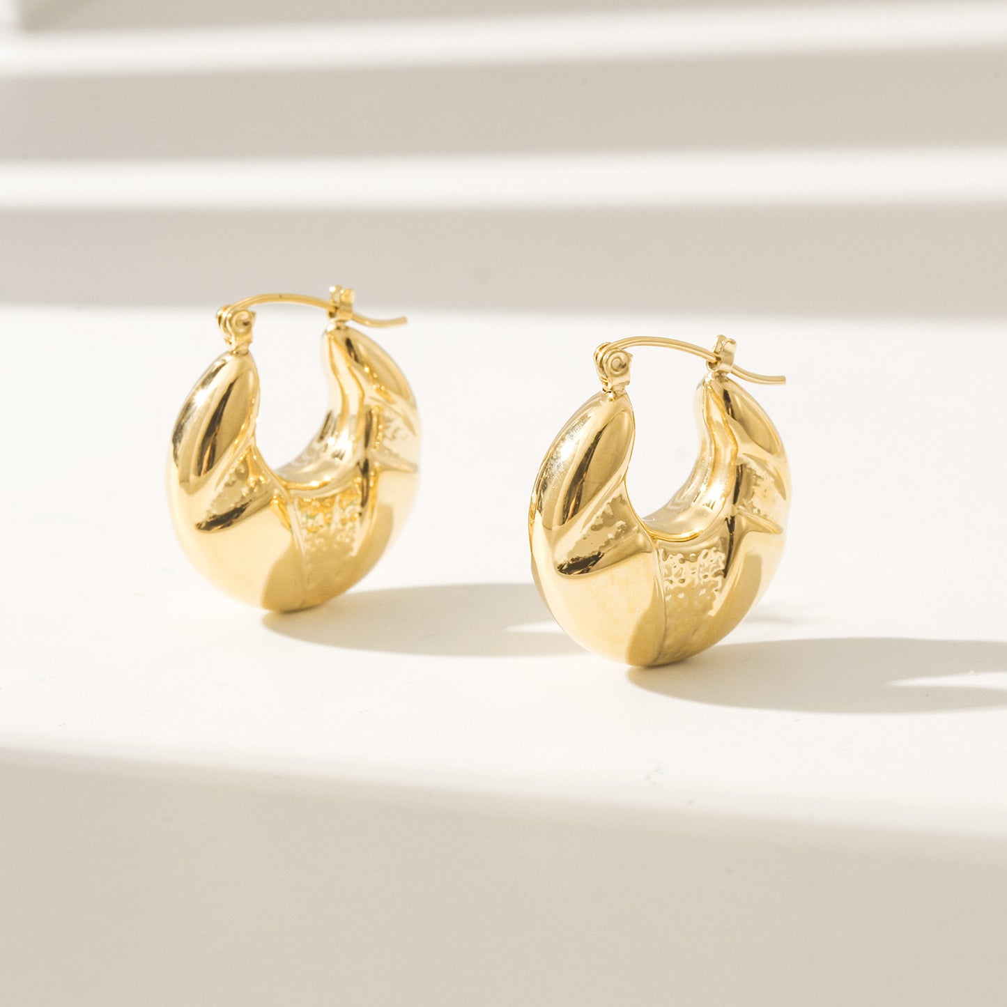 C-shaped creative earrings-SCE498STGC