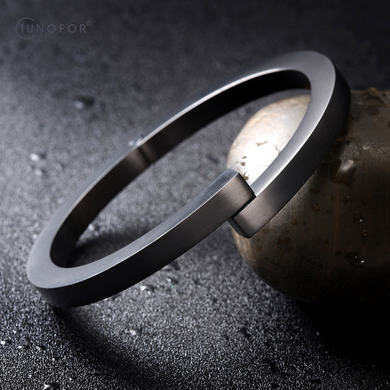 Magnetic Clasp Plain Men's Bangle Bracelet