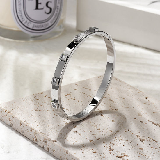 Metal Stone Hinged Bangle