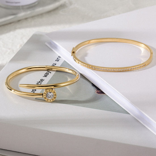 NAIL SKINNY PAVÉ BANGLE SET