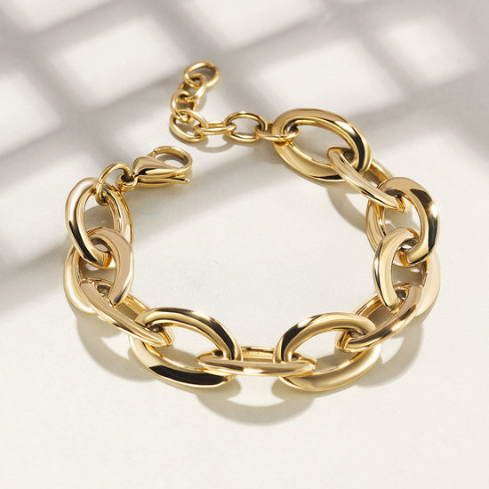 Small Oval Gold Link Bracelet