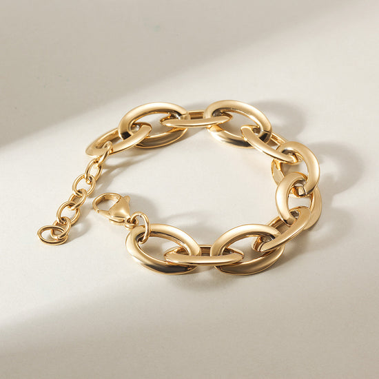 Small Oval Gold Link Bracelet