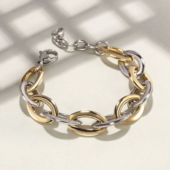 Load image into Gallery viewer, Two-Tone Oval Link Bracelet
