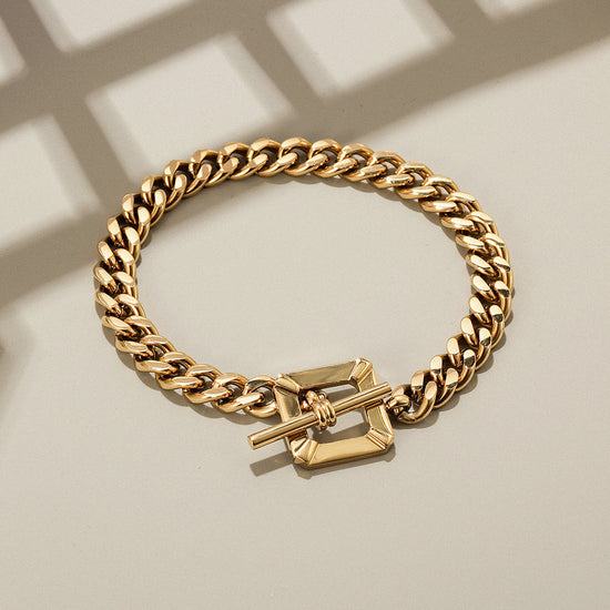 Square Toggle Clasp Chain Bracelet