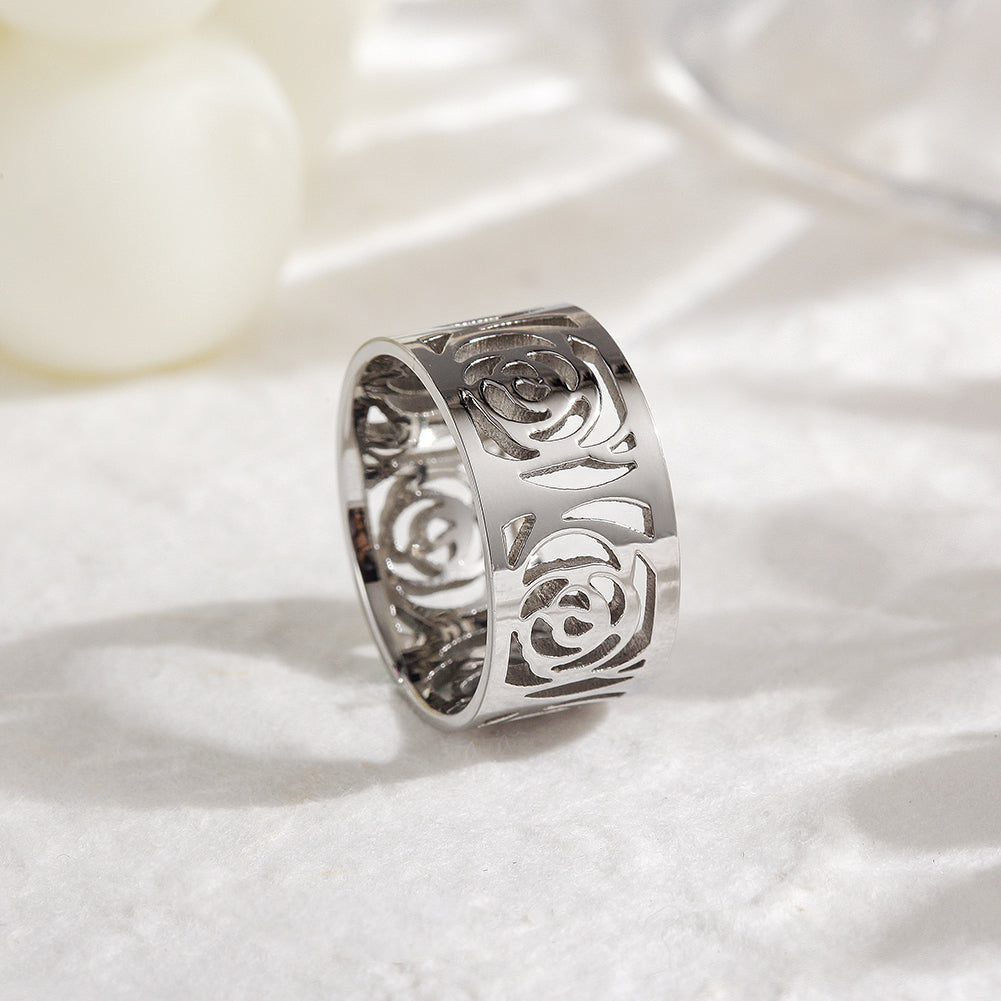 Load image into Gallery viewer, Flower Statement Ring
