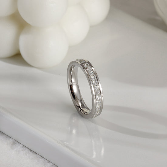 SILVER PAVÉ RING