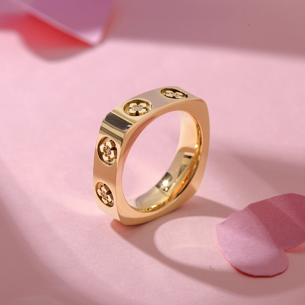 Load image into Gallery viewer, Quirky Floral Square Ring
