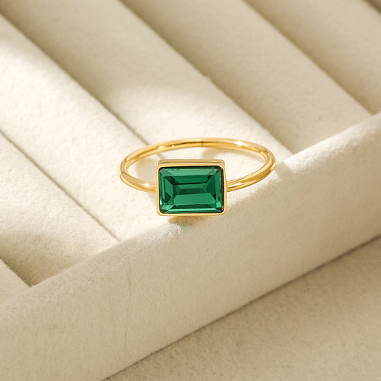 Chic Green Rectangular Stone Ring