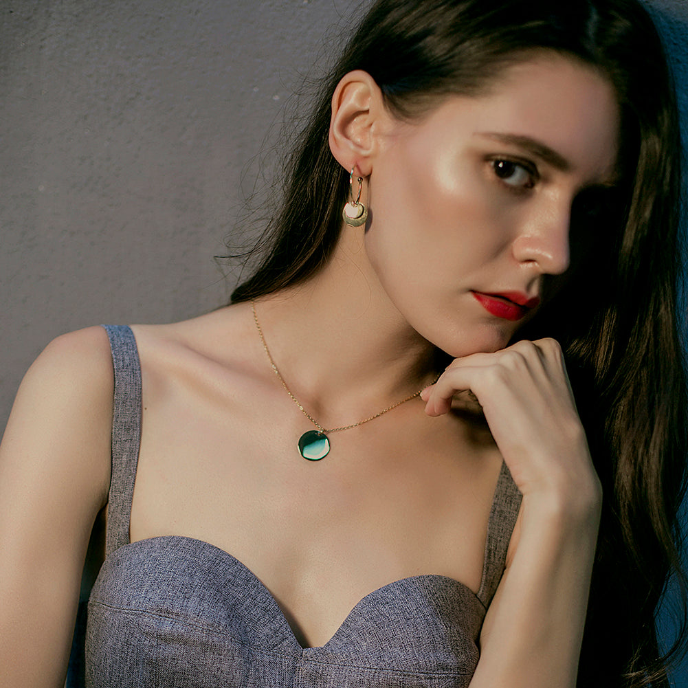 Polished Disc Pendant Necklace