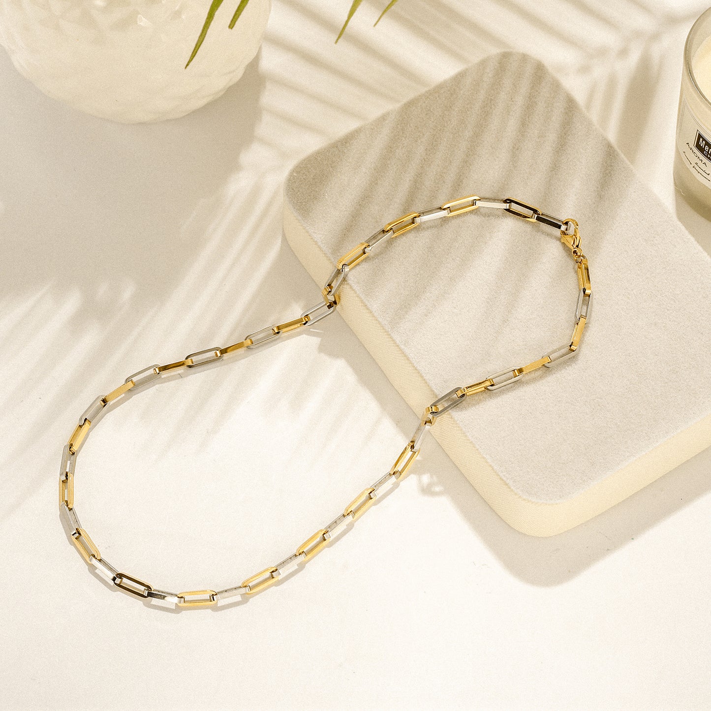 Load image into Gallery viewer, Mariana Two Tone Necklace

