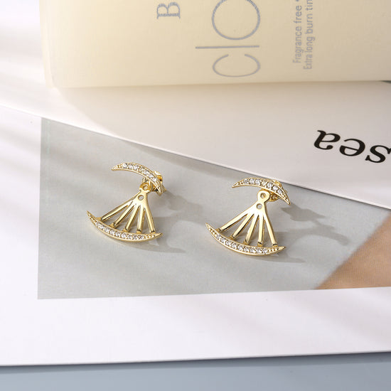 PAVÉ Eyelashes Earrings